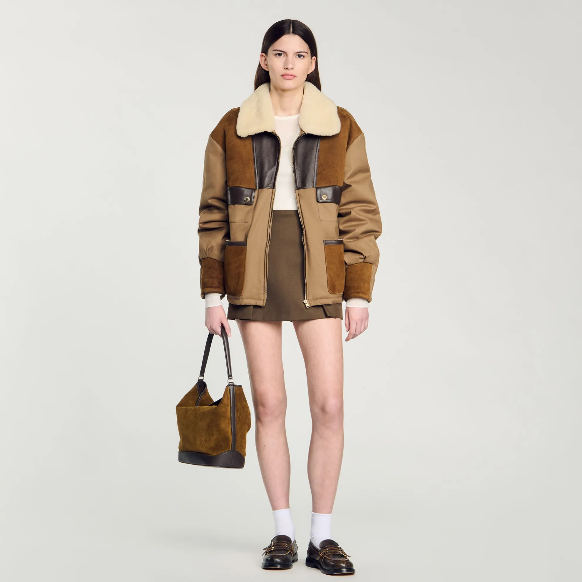 Jack Met Schapenvachtkraag