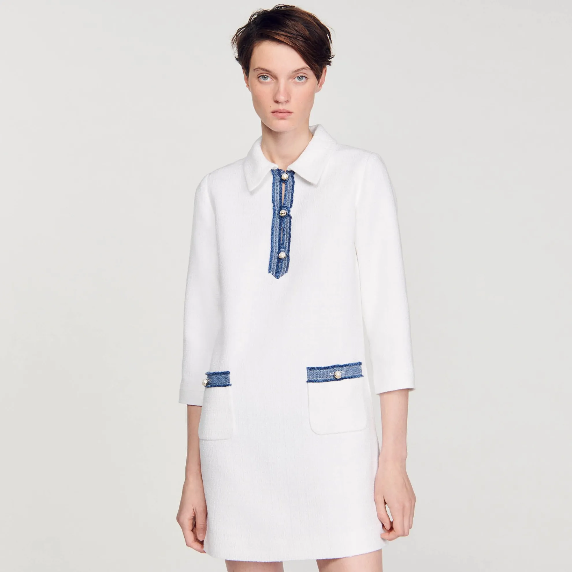 Kort Tweed Jurk Met Lange Mouwen