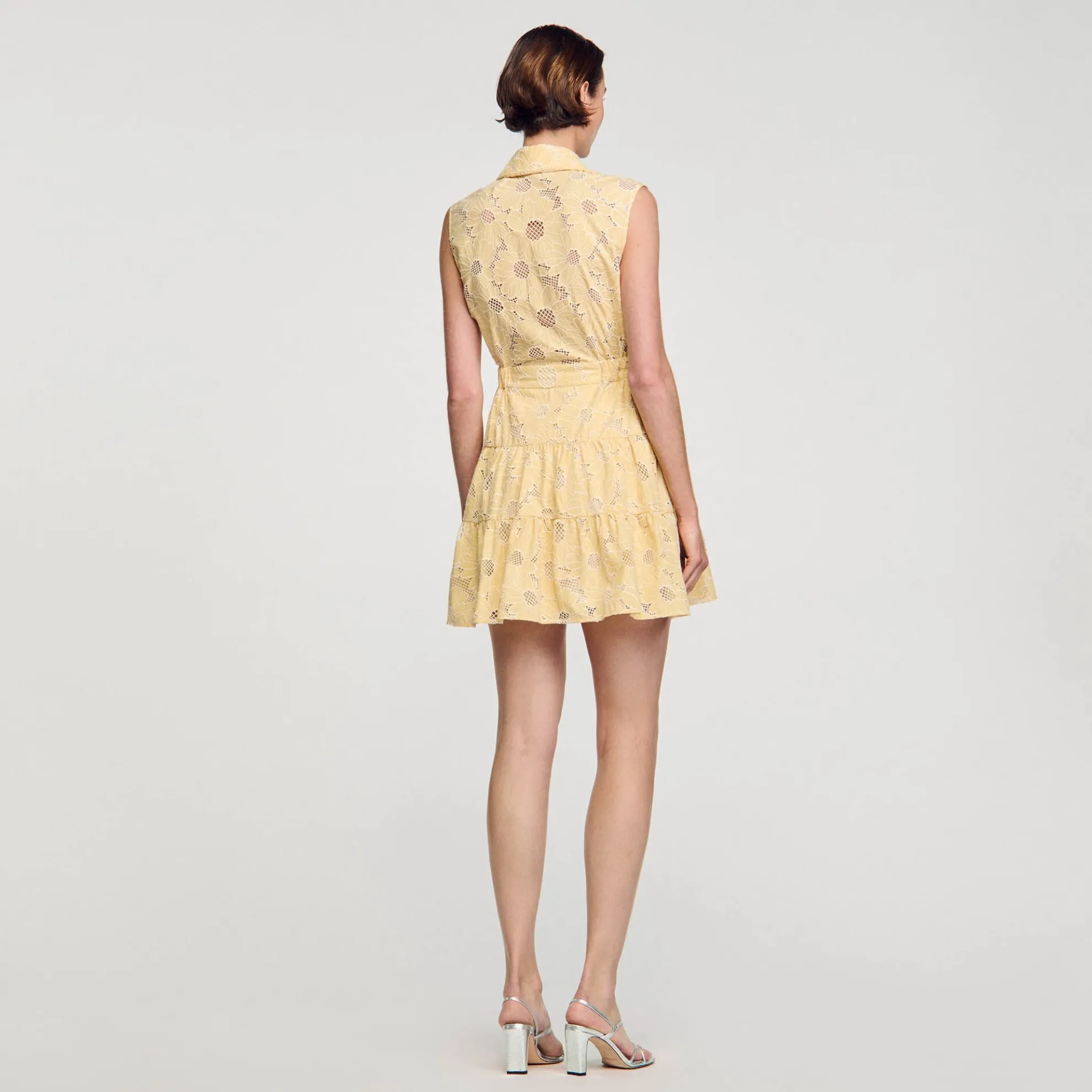 Korte Jurk Geborduurd