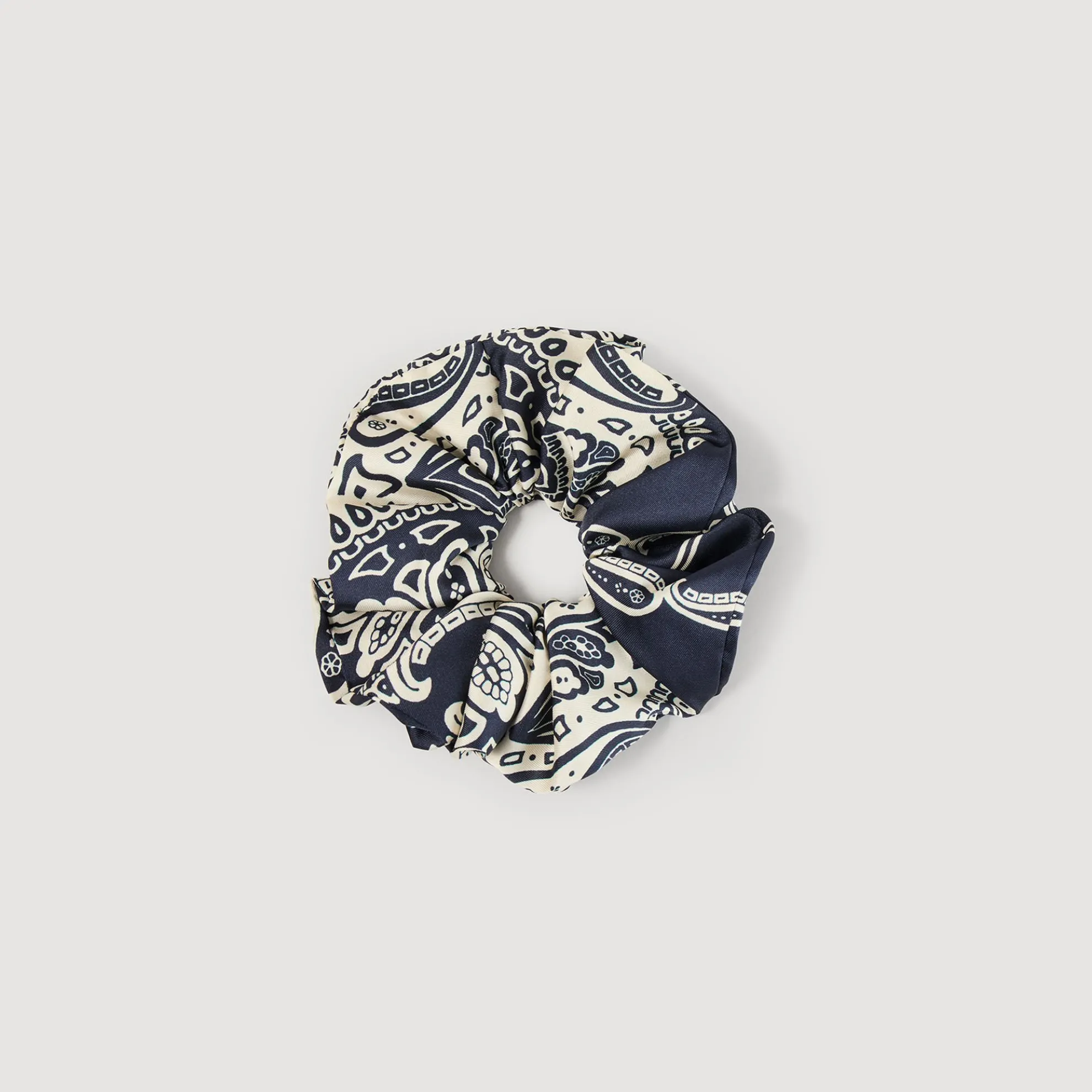 Scrunchie Met Bandana Print