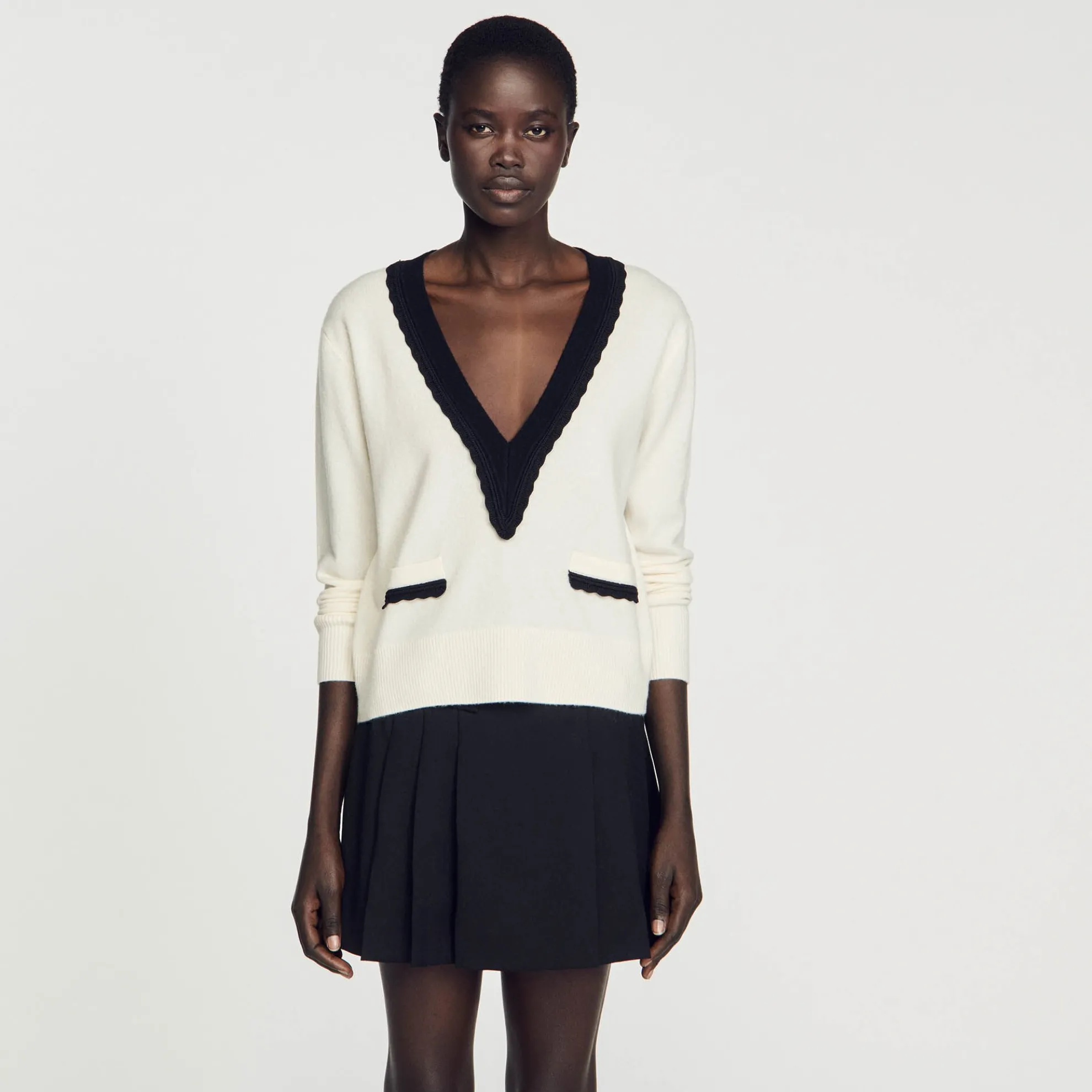 Tweekleurige Trui Met V-hals